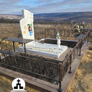 Monument Vip 1